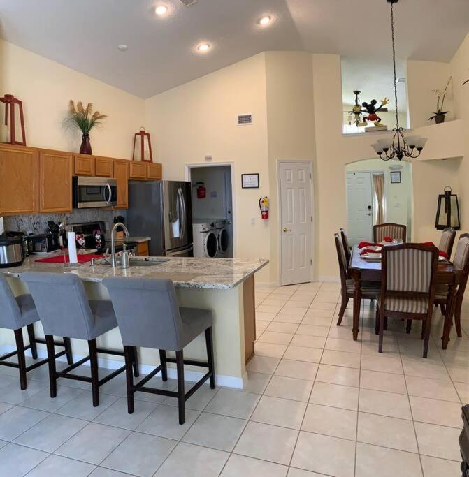 Minutes To Disney! Spacious Home W/ Private Pool, Themed Rooms! Orlando Bagian luar foto