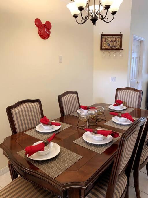 Minutes To Disney! Spacious Home W/ Private Pool, Themed Rooms! Orlando Bagian luar foto