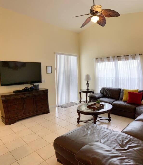 Minutes To Disney! Spacious Home W/ Private Pool, Themed Rooms! Orlando Bagian luar foto